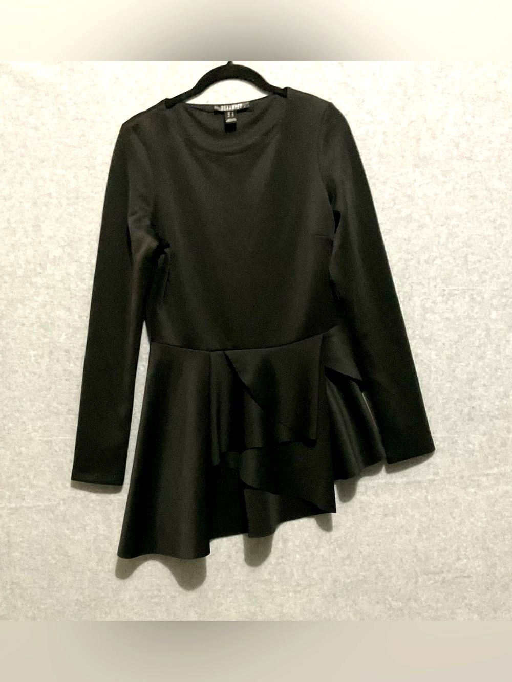 REVAMPED Black Asymmetric Peplum Top L Long Sleeve Structural Ruffle Hem Avant